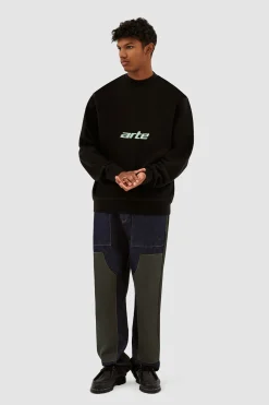 Carlos Arte Crewneck
