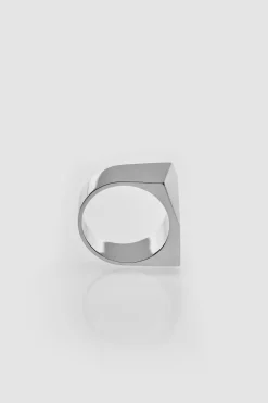 Oscar Ring